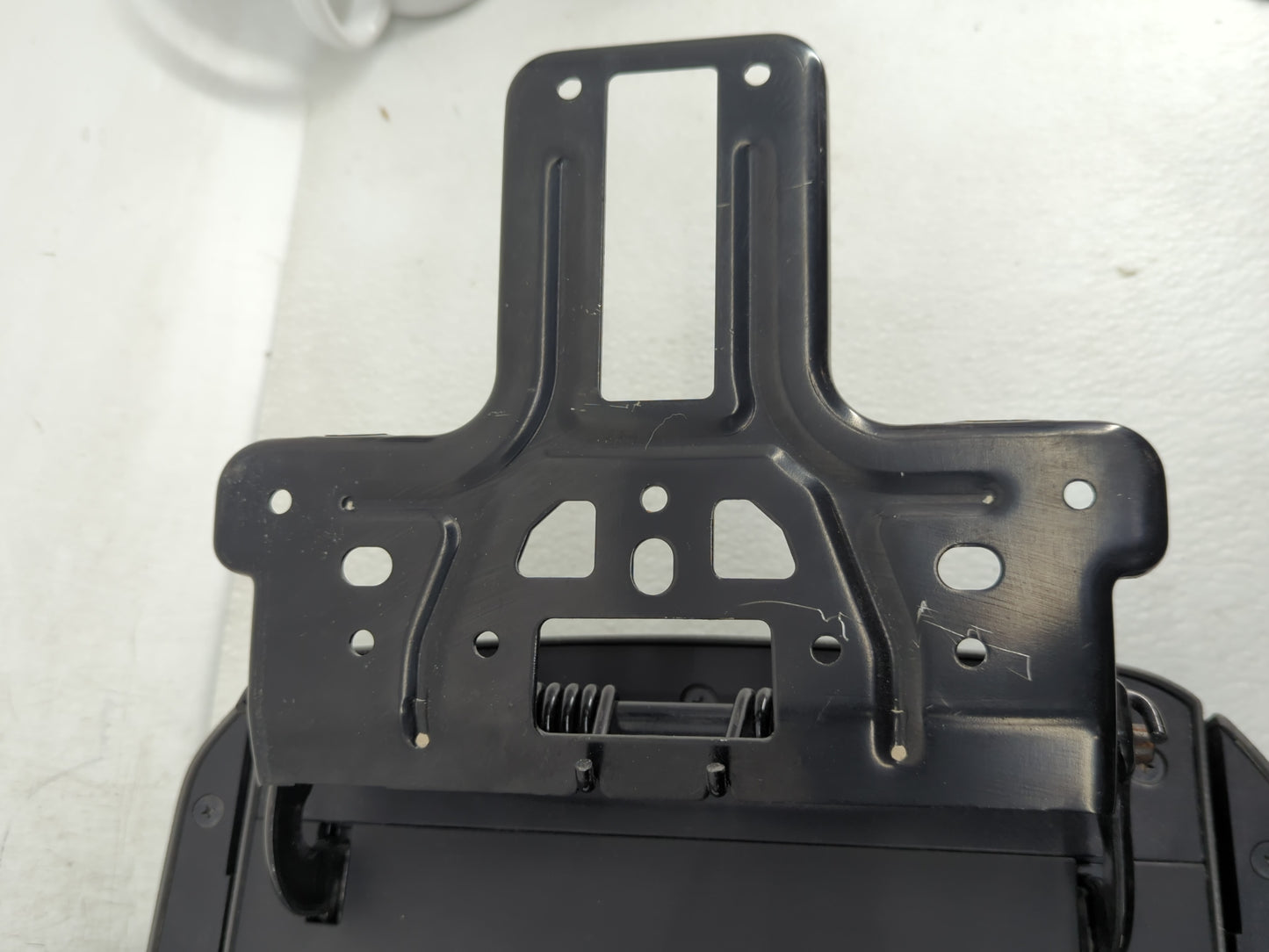2021 Nissan Nv2500 Center Console Armrest Cover Lid Fits OEM Used Auto Parts - Oemusedautoparts1.com