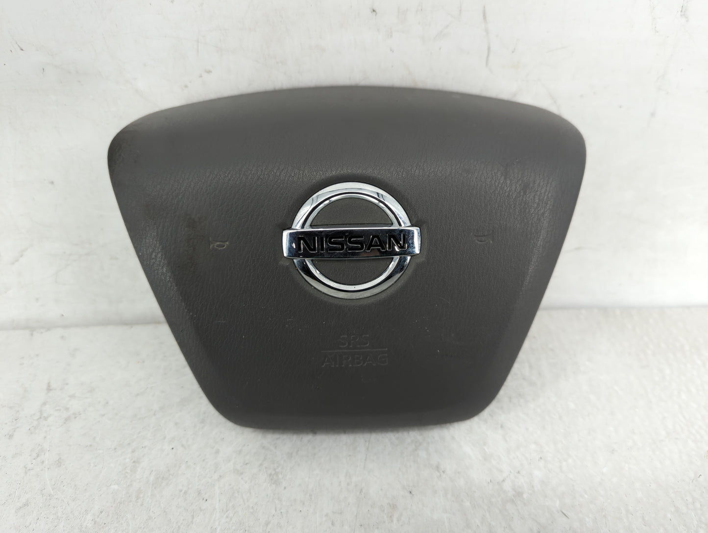 2021 Nissan Nv2500 Air Bag Driver Left Steering Wheel Mounted P/N:PM9JK20Z190145 Fits OEM Used Auto Parts - Oemusedautoparts