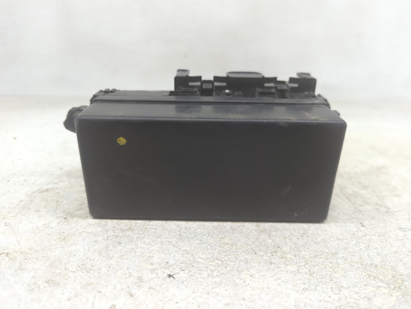 2021 Nissan Nv2500 Fusebox Fuse Box Panel Relay Module P/N:24382 ZQ00A 7154-7239-30 Fits OEM Used Auto Parts - Oemusedautopa