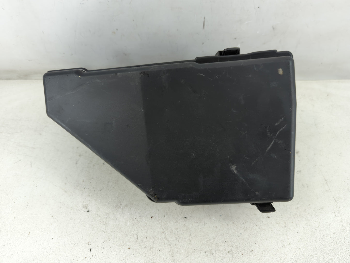 2021-2022 Nissan Rogue Fusebox Fuse Box Panel Relay Module Fits Fits 2021 2022 OEM Used Auto Parts - Oemusedautoparts1.com