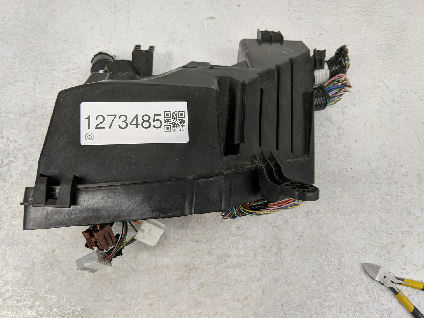 2021-2022 Nissan Rogue Fusebox Fuse Box Panel Relay Module Fits Fits 2021 2022 OEM Used Auto Parts - Oemusedautoparts1.com