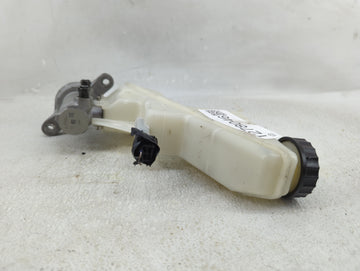2021 Nissan Rogue Brake Master Cylinder
