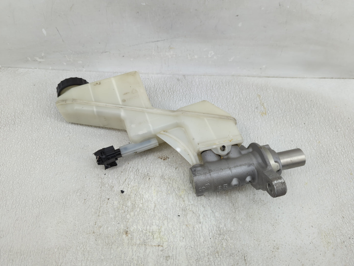 2021 Nissan Rogue Brake Master Cylinder 1278046 - Oemusedautoparts1.com