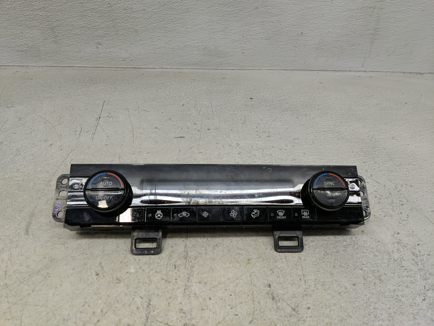 2021-2022 Nissan Rogue Climate Control Module Temperature AC/Heater Replacement P/N:275006RK1B A 091 905 65 00 Fits Fits 202