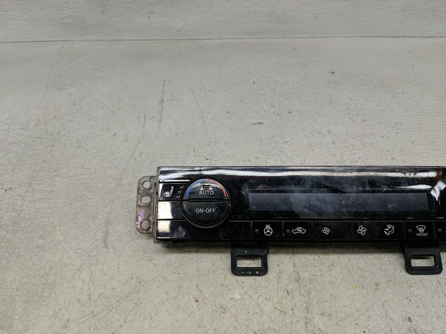 2021-2022 Nissan Rogue Climate Control Module Temperature AC/Heater Replacement P/N:275006RK1B A 091 905 65 00 Fits Fits 202