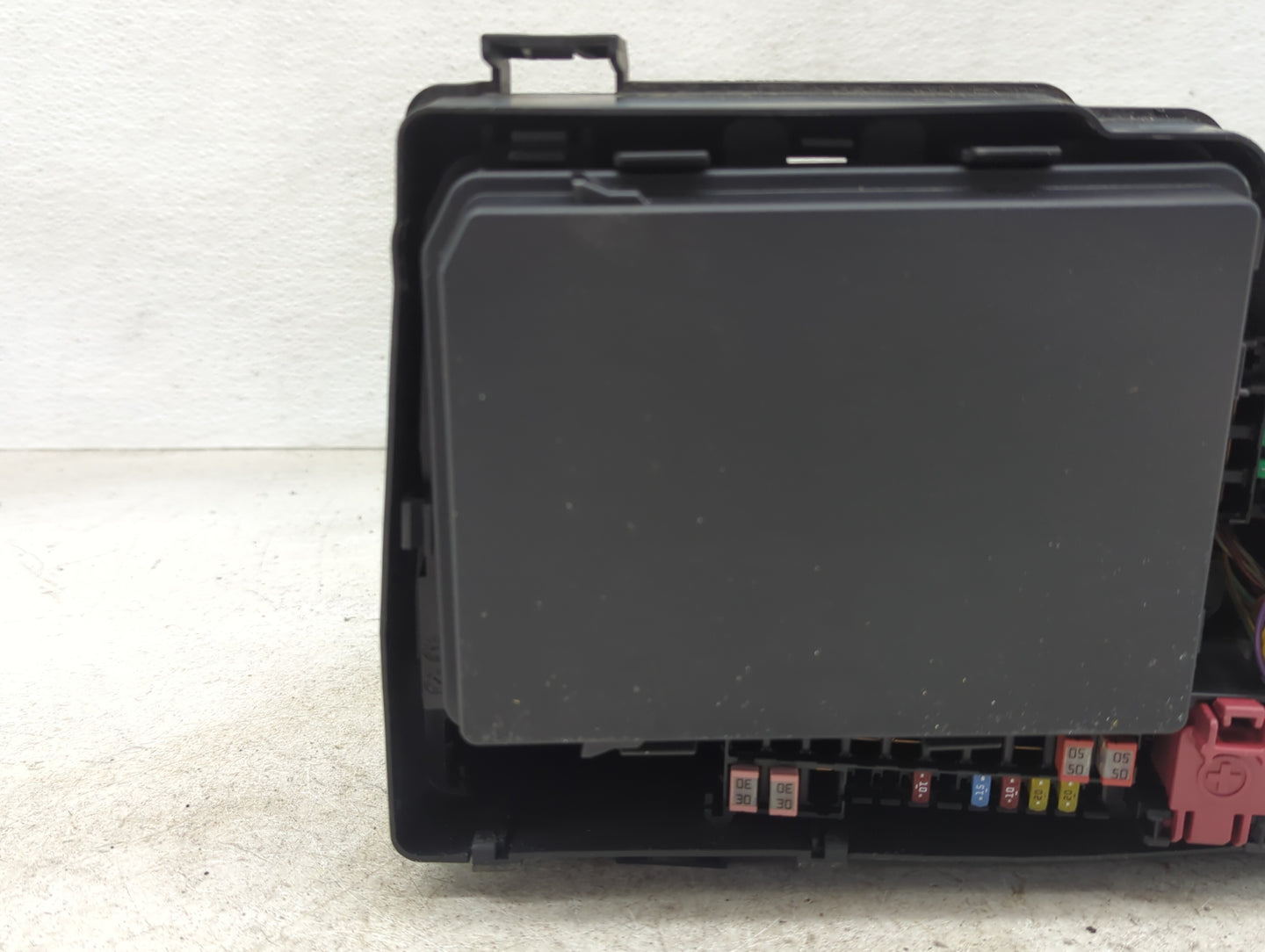 2021-2022 Nissan Rogue Fusebox Fuse Box Panel Relay Module P/N:24382 6RA2A 119742PS Fits Fits 2021 2022 OEM Used Auto Parts 