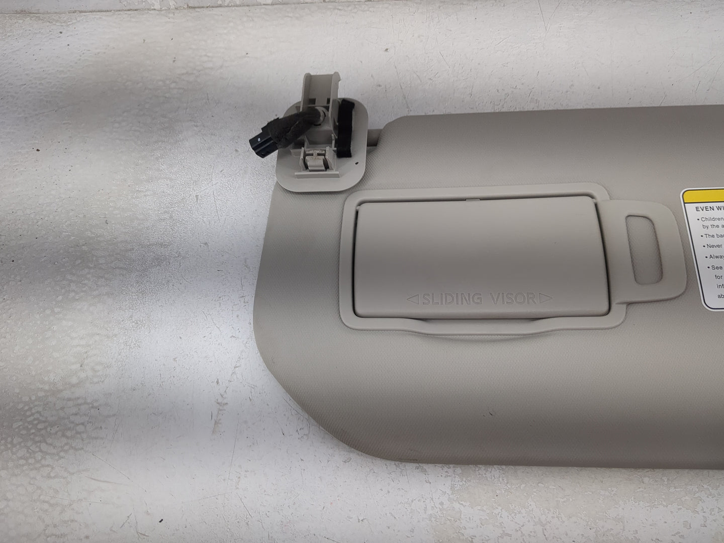 2021-2022 Nissan Rogue Sun Visor Shade Replacement Driver Left Mirror Fits Fits 2021 2022 OEM Used Auto Parts - Oemusedautop