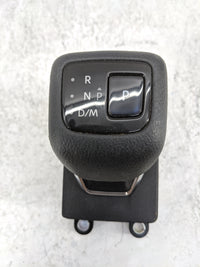 2021 Nissan Rogue Floor Console Assembly Shifter - Oemusedautoparts1.com