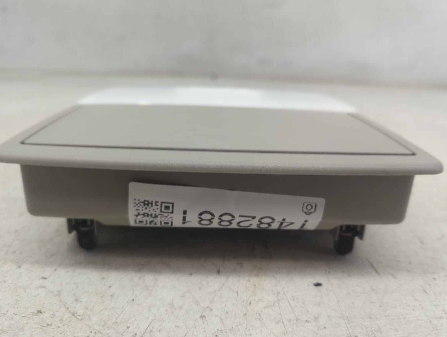 2021-2022 Nissan Rogue Overhead Console W/rear Climate Control Tan - Oemusedautoparts1.com