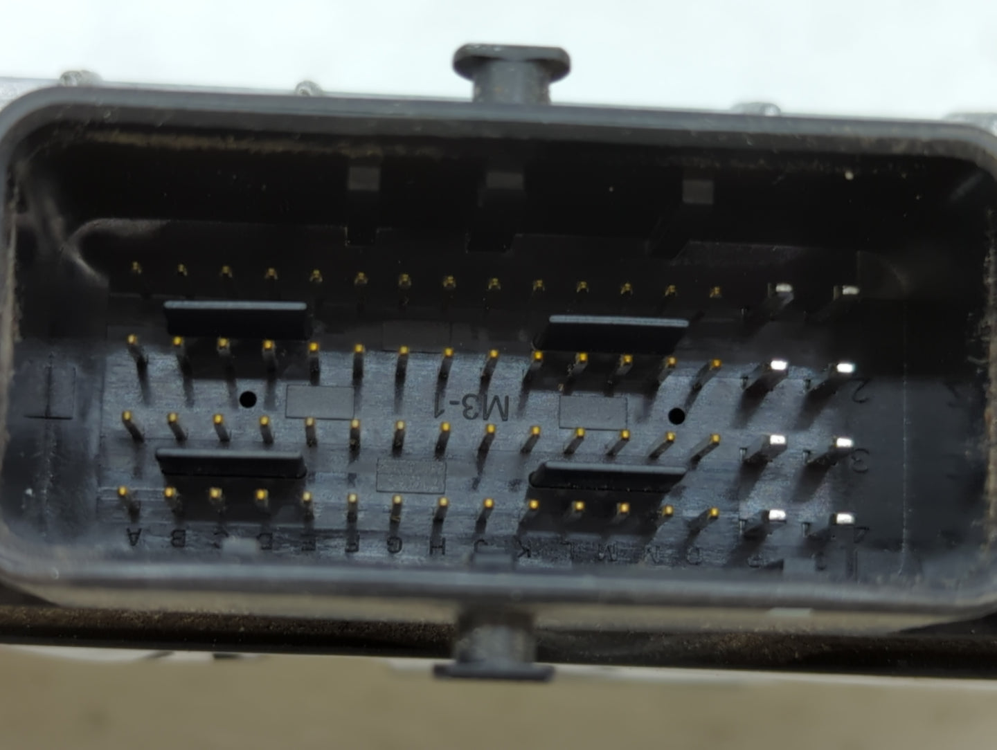 2021 Nissan Rogue PCM Engine Control Computer ECU ECM PCU OEM P/N:NEC056-675 Fits OEM Used Auto Parts - Oemusedautoparts1.co