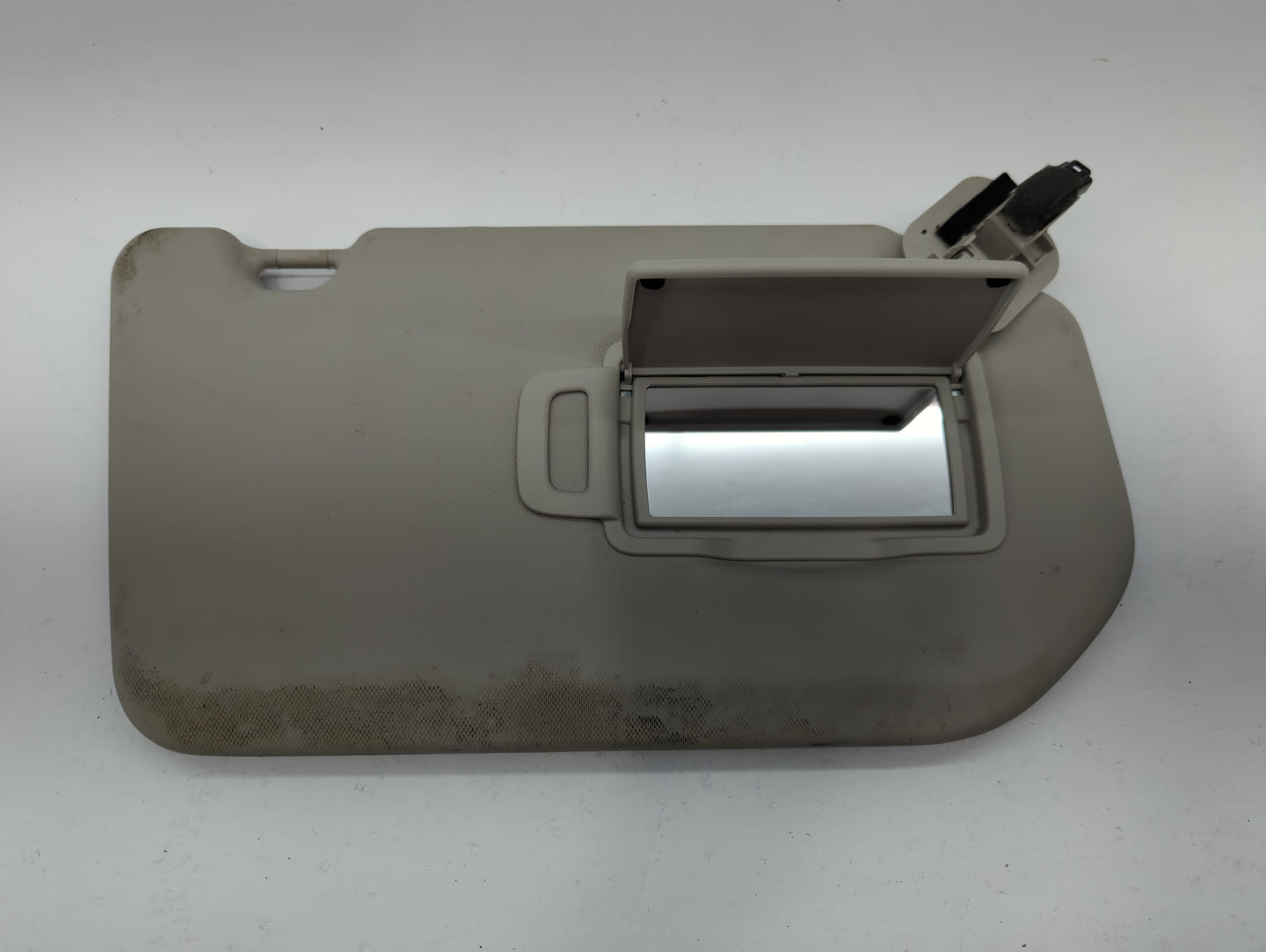 2021-2022 Nissan Rogue Sun Visor Shade Replacement Passenger Right Mirror Fits Fits 2021 2022 OEM Used Auto Parts - Oemuseda