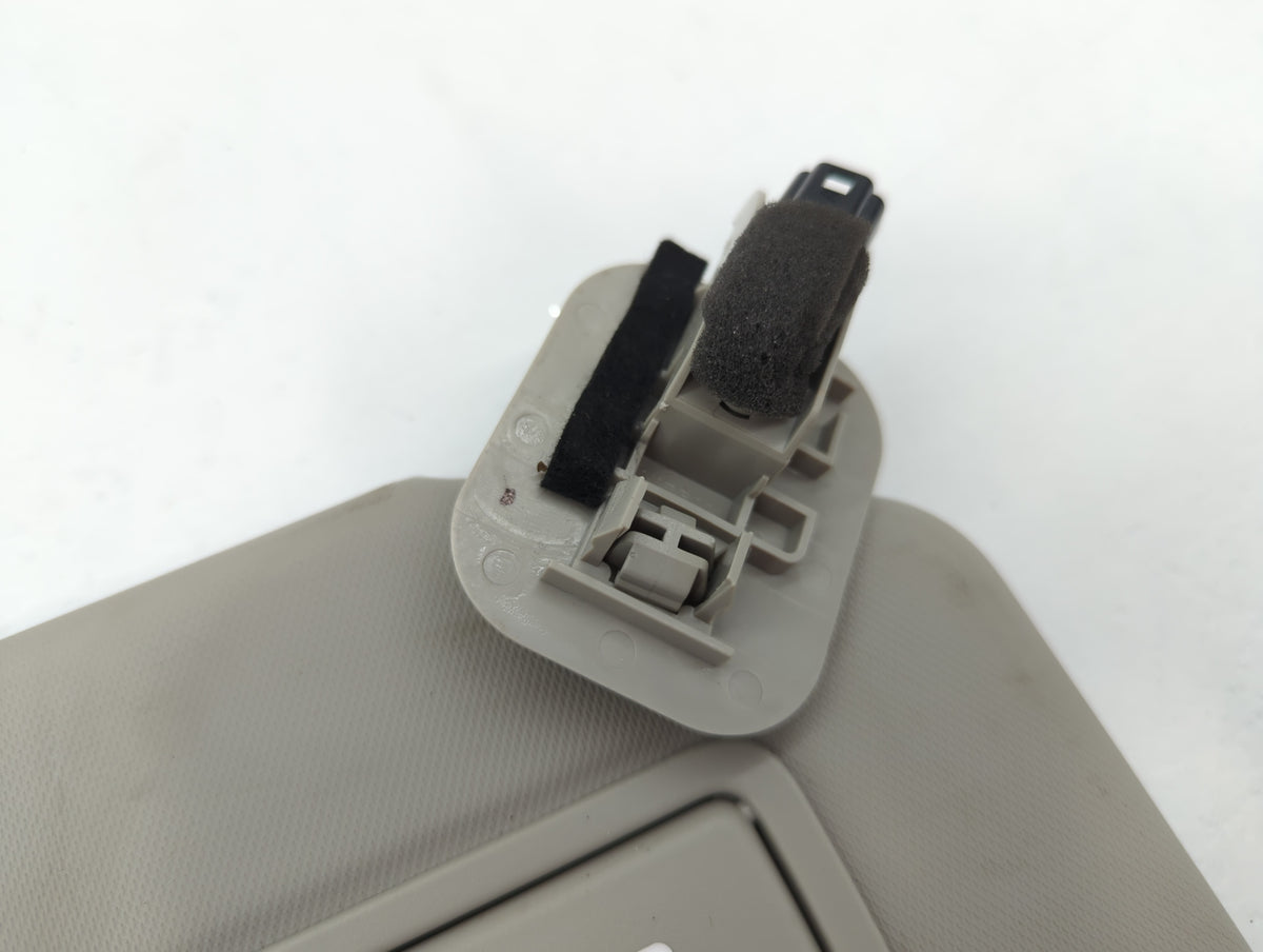 2021-2022 Nissan Rogue Sun Visor Shade Replacement Passenger Right Mirror Fits Fits 2021 2022 OEM Used Auto Parts - Oemuseda