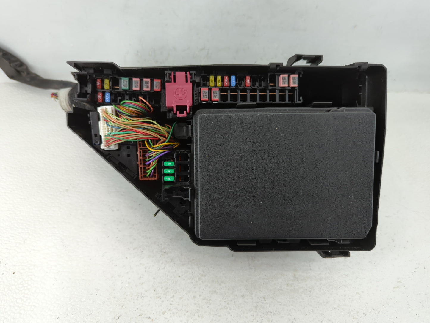 2021-2022 Nissan Rogue Fusebox Fuse Box Panel Relay Module P/N:24382 6RA2A Fits Fits 2021 2022 OEM Used Auto Parts - Oemused