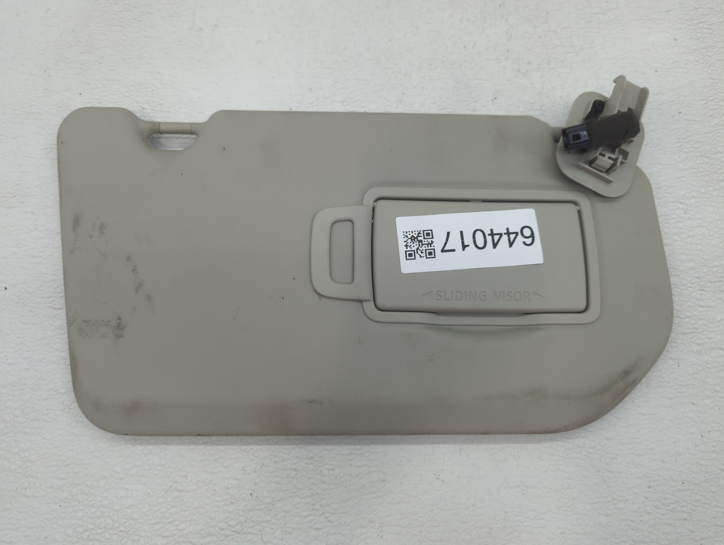2021-2022 Nissan Rogue Sun Visor Shade Replacement Passenger Right Mirror Fits Fits 2021 2022 OEM Used Auto Parts - Oemuseda