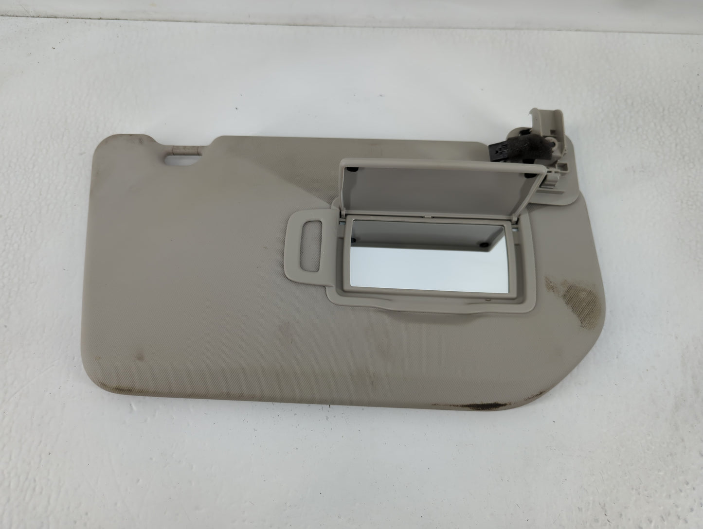 2021-2022 Nissan Rogue Sun Visor Shade Replacement Passenger Right Mirror Fits Fits 2021 2022 OEM Used Auto Parts - Oemuseda