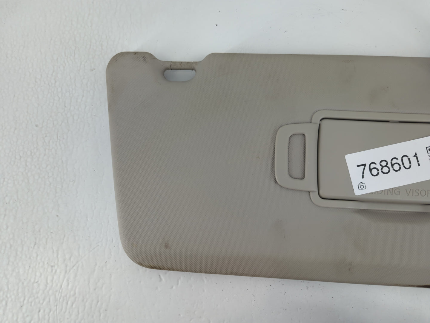 2021-2022 Nissan Rogue Sun Visor Shade Replacement Passenger Right Mirror Fits Fits 2021 2022 OEM Used Auto Parts - Oemuseda