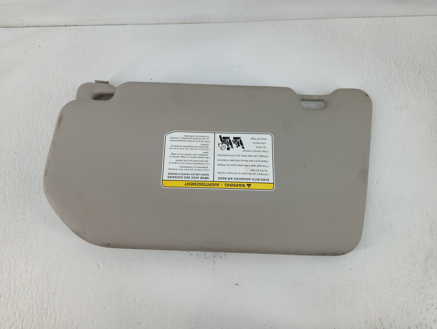 2021-2022 Nissan Rogue Sun Visor Shade Replacement Passenger Right Mirror Fits Fits 2021 2022 OEM Used Auto Parts - Oemuseda