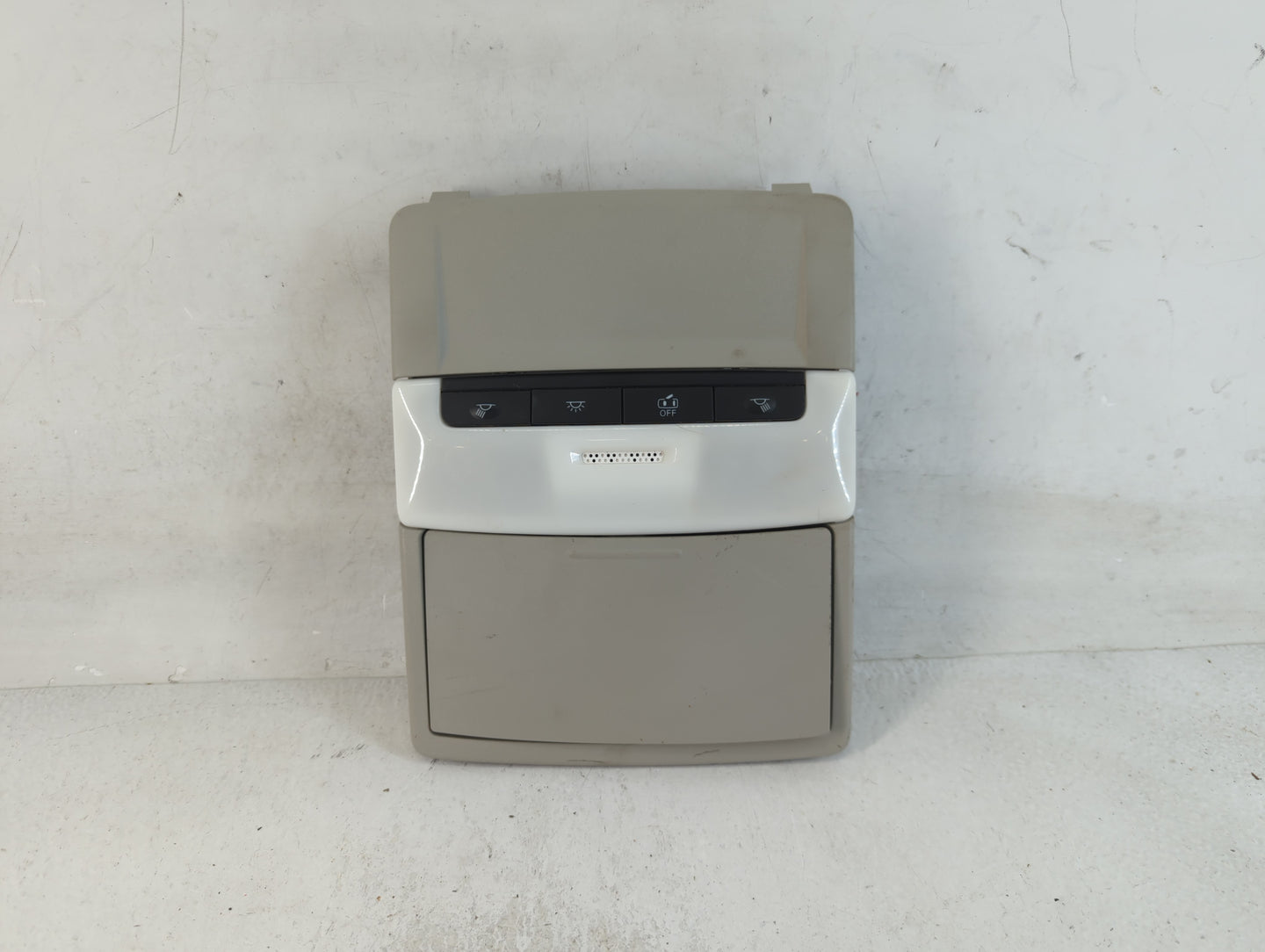 2021 Nissan Rogue Overhead Roof Console - Oemusedautoparts1.com