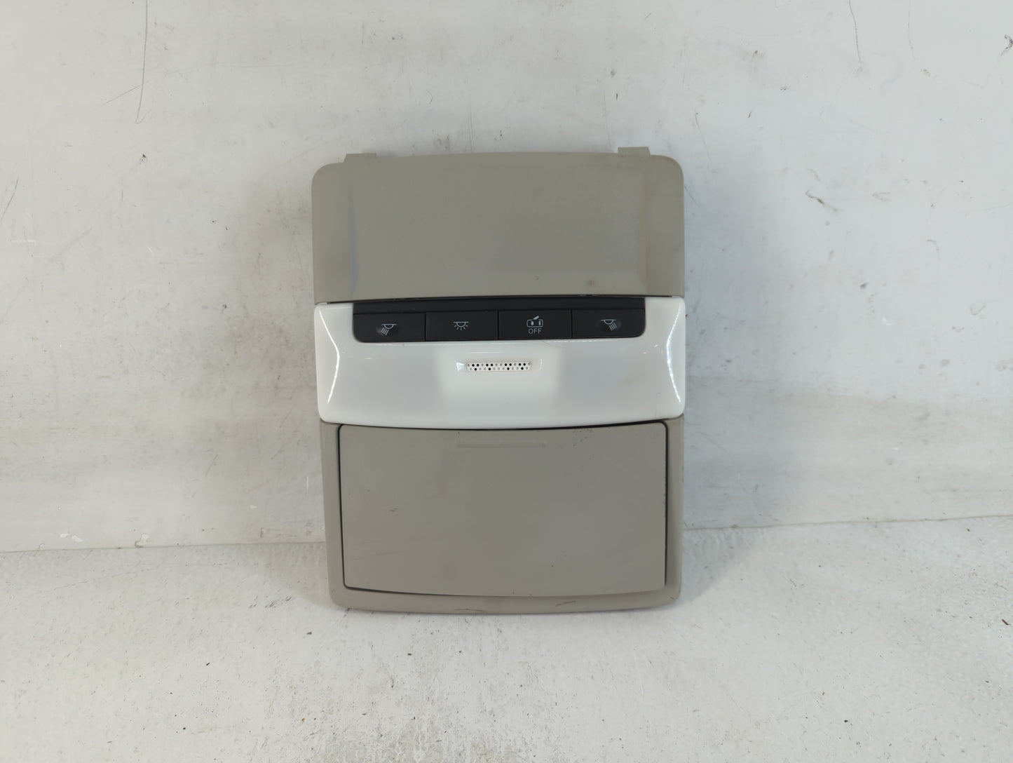 2021 Nissan Rogue Overhead Roof Console - Oemusedautoparts1.com