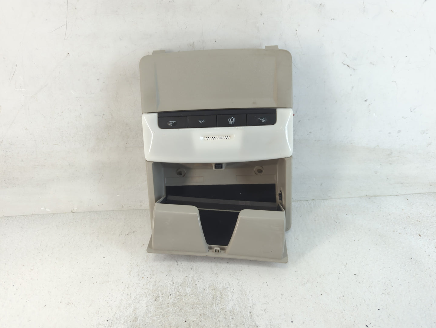 2021 Nissan Rogue Overhead Roof Console - Oemusedautoparts1.com