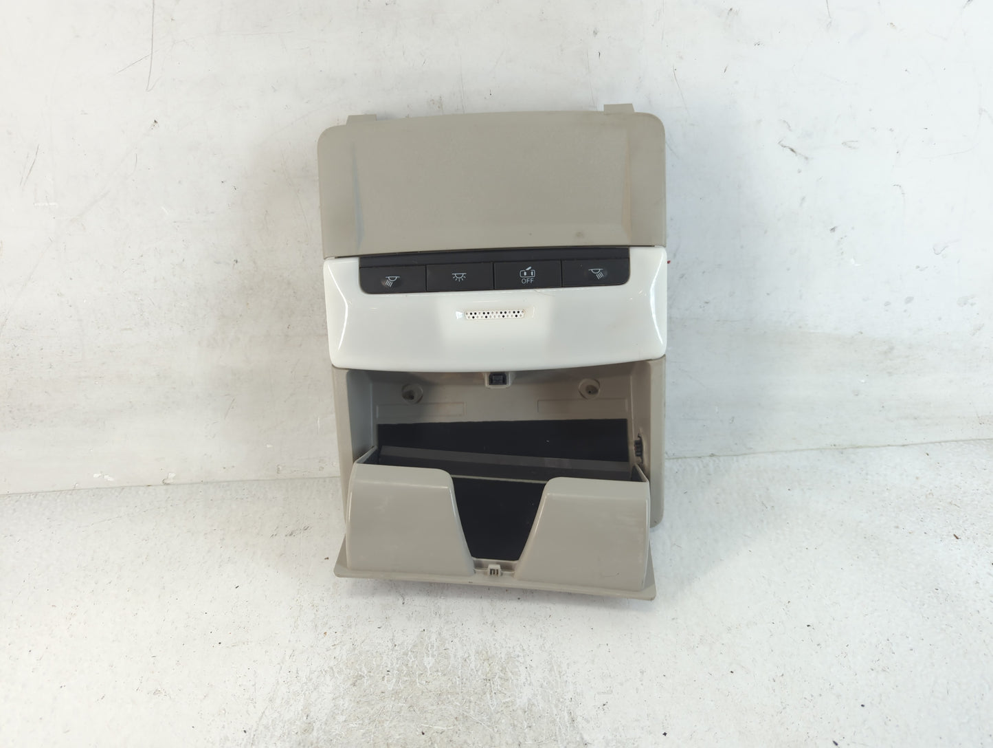 2021 Nissan Rogue Overhead Roof Console - Oemusedautoparts1.com