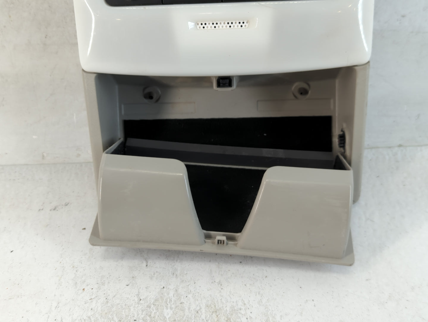 2021 Nissan Rogue Overhead Roof Console - Oemusedautoparts1.com