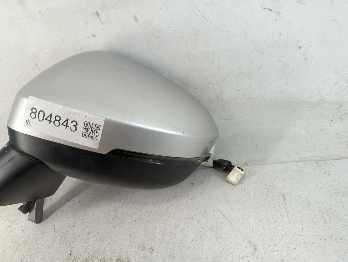 2021-2022 Nissan Rogue Driver Side View Mirror - Left Door Mirror OEM Used - Oemusedautoparts1.com