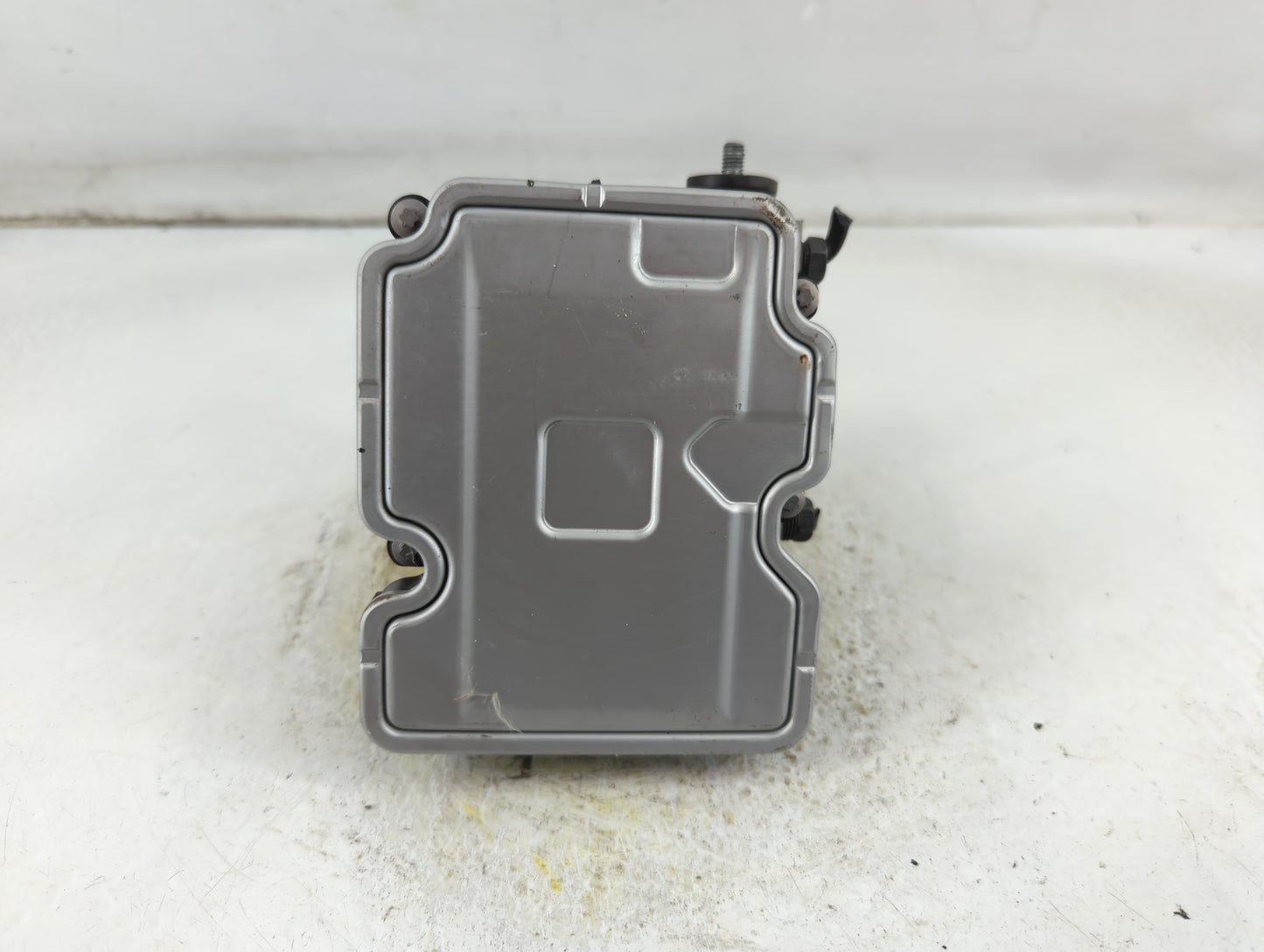 2021 Nissan Rogue ABS Pump Control Module Replacement P/N:47660 6RA9B Fits OEM Used Auto Parts - Oemusedautoparts1.com