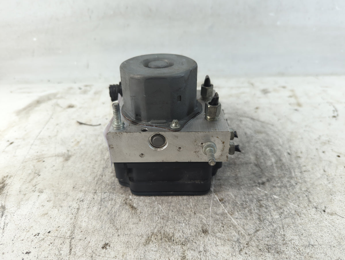 2021-2022 Nissan Rogue Anti-Lock Brake ABS Pump Module Actuator OEM P/N:47660 6MM0A Fits Fits 2021 2022 OEM Used Auto Parts 