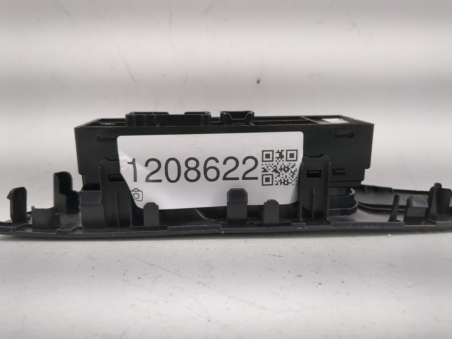 2021-2022 Nissan Rogue Sport Master Power Window Switch Replacement Driver Side Left Fits Fits 2021 2022 OEM Used Auto Parts
