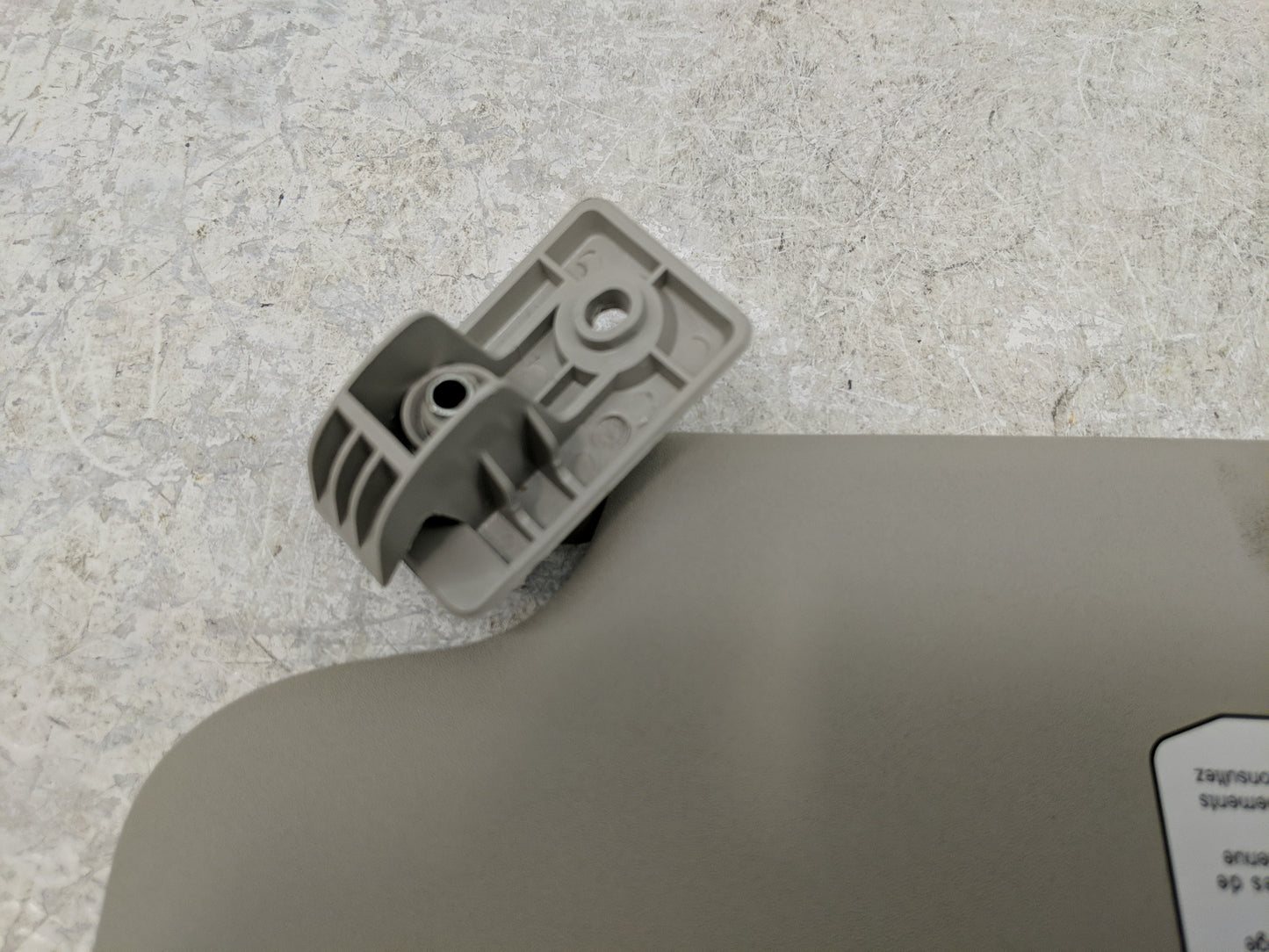 2019-2022 Nissan Rogue Sport Sun Visor Shade Replacement Passenger Right Mirror Fits Fits 2019 2020 2021 2022 OEM Used Auto 