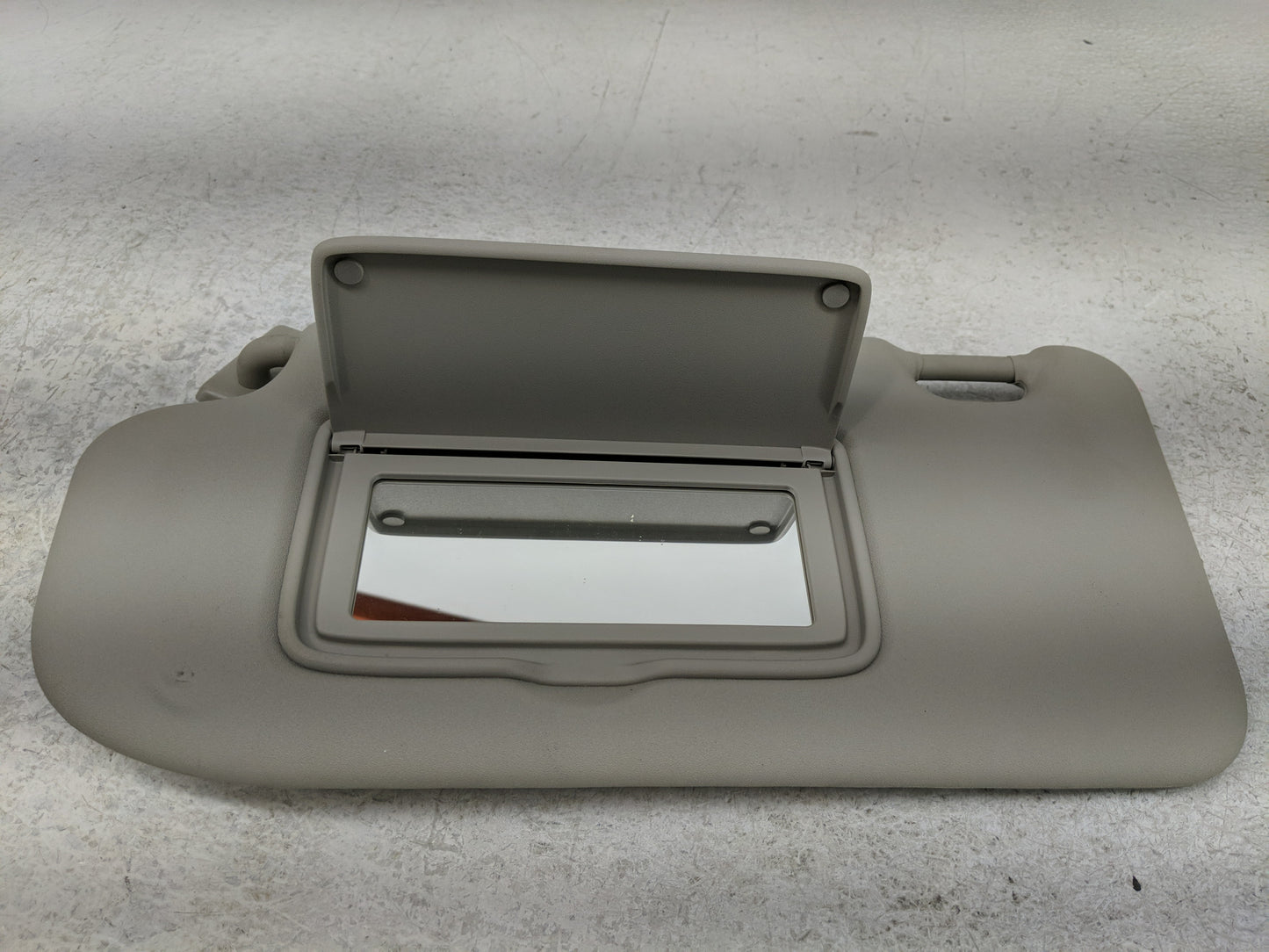 2019-2022 Nissan Rogue Sport Sun Visor Shade Replacement Driver Left Mirror Fits Fits 2019 2020 2021 2022 OEM Used Auto Part
