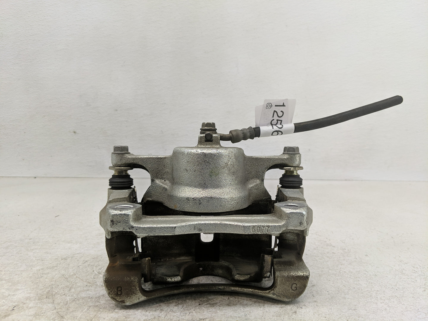 2017-2022 Nissan Rogue Sport Front Driver Left Brake Caliper - Oemusedautoparts1.com
