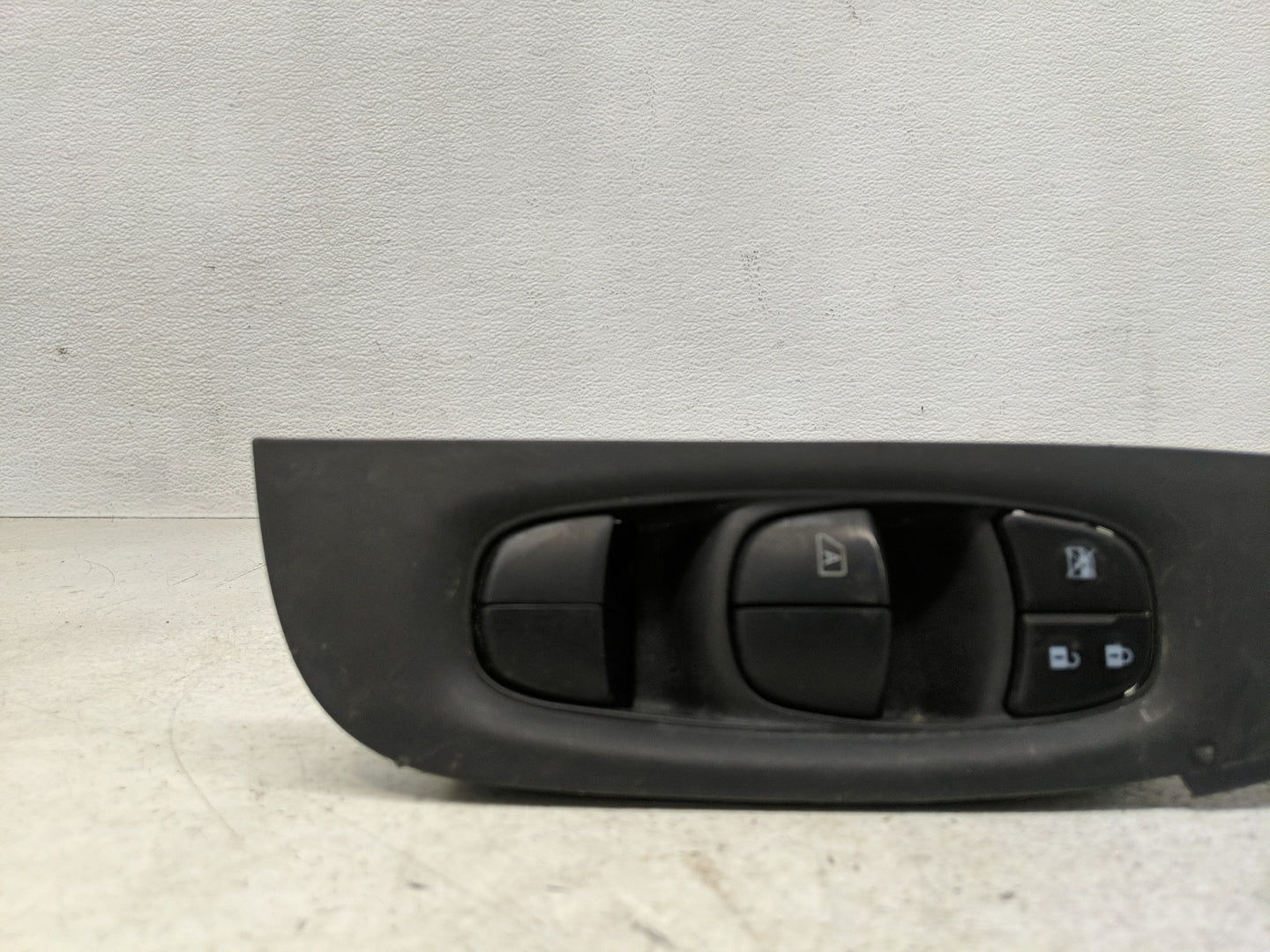 2017-2022 Nissan Rogue Sport Master Power Window Switch Replacement Driver Side Left P/N:80961 6FK0A Fits OEM Used Auto Part