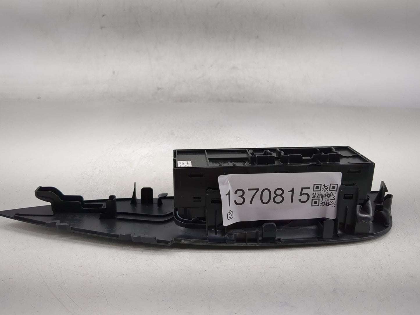 2017-2022 Nissan Rogue Sport Master Power Window Switch Replacement Driver Side Left P/N:25401 6MA0C Fits OEM Used Auto Part