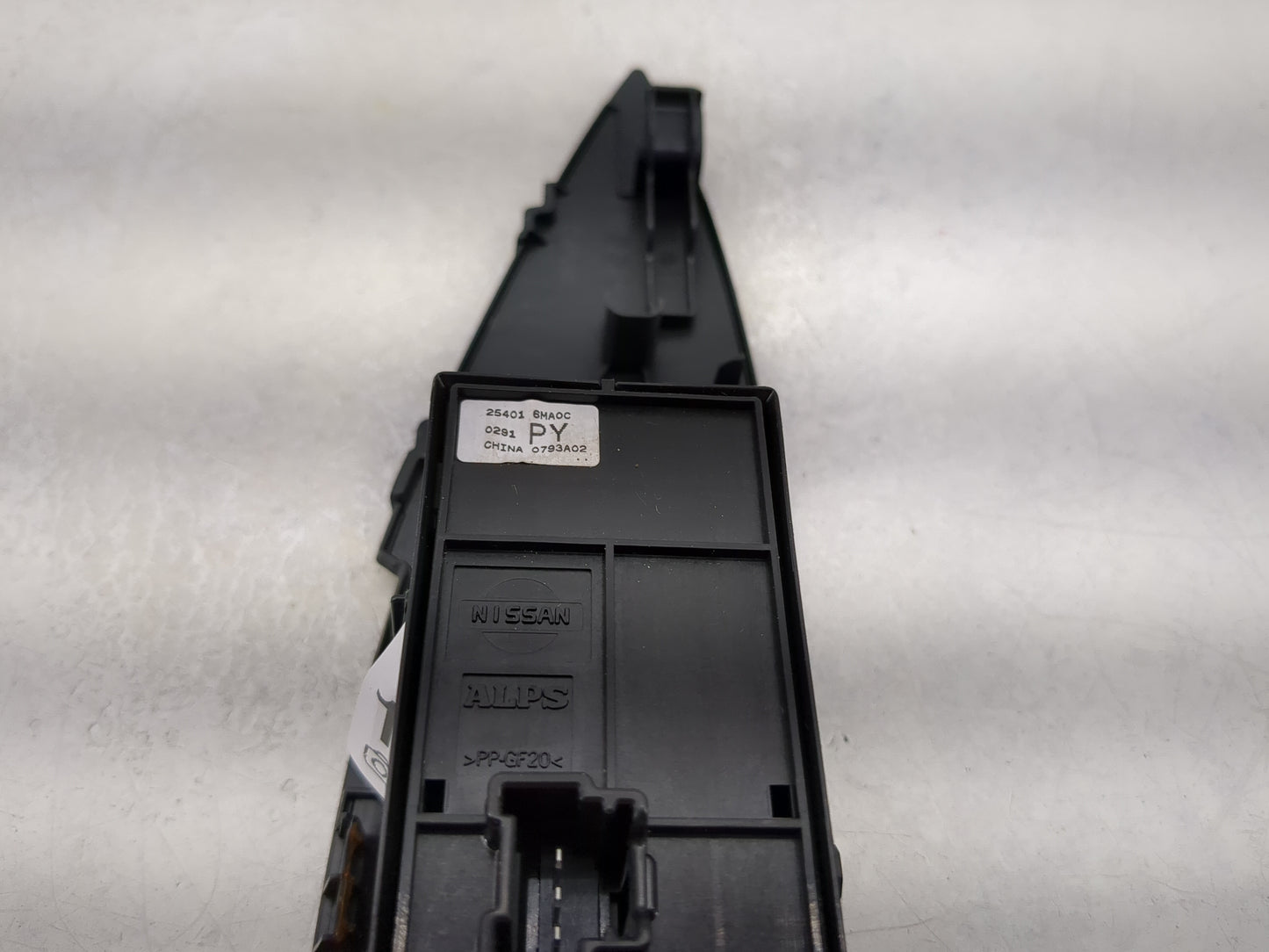 2017-2022 Nissan Rogue Sport Master Power Window Switch Replacement Driver Side Left P/N:25401 6MA0C Fits OEM Used Auto Part
