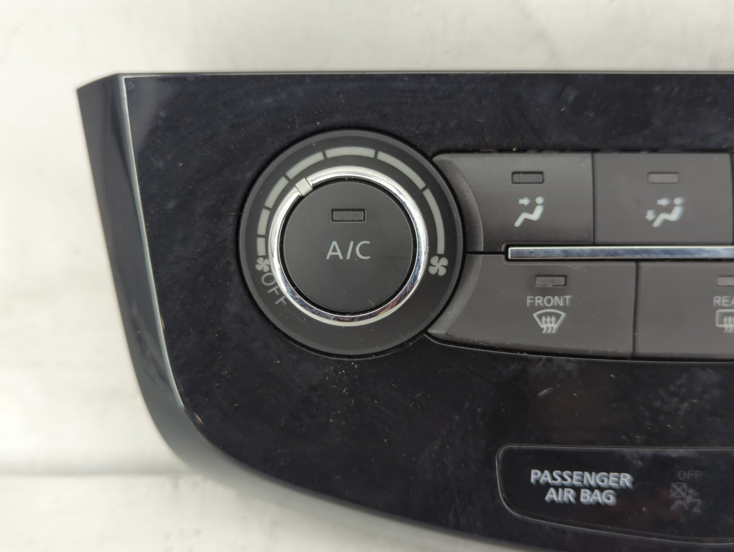 2017-2022 Nissan Rogue Sport Climate Control Module Temperature AC/Heater Replacement P/N:275007FA0A Fits OEM Used Auto Part