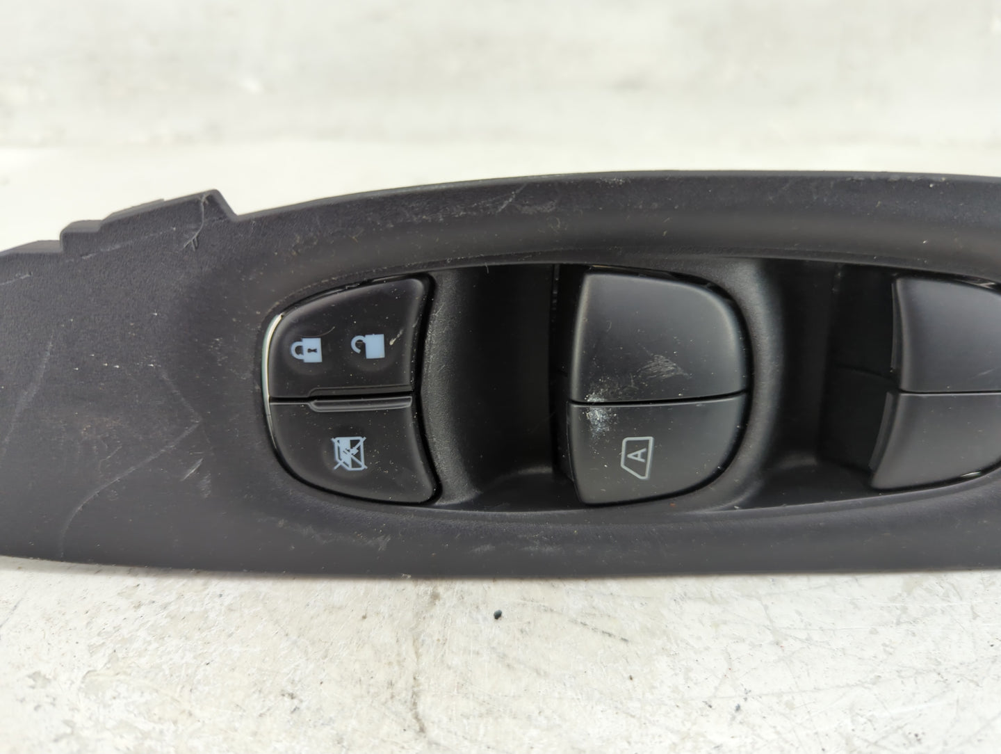 2017-2022 Nissan Rogue Sport Master Power Window Switch Replacement Driver Side Left P/N:80961 6FK0A Fits OEM Used Auto Part
