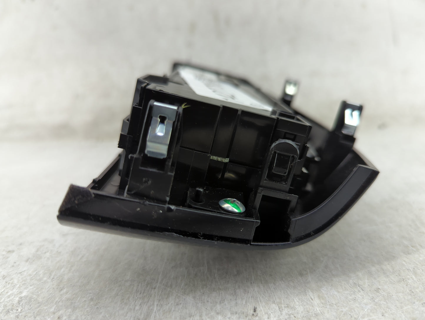 2017-2022 Nissan Rogue Sport Climate Control Module Temperature AC/Heater Replacement P/N:275007FA0A 275007FA0A--K Fits OEM 