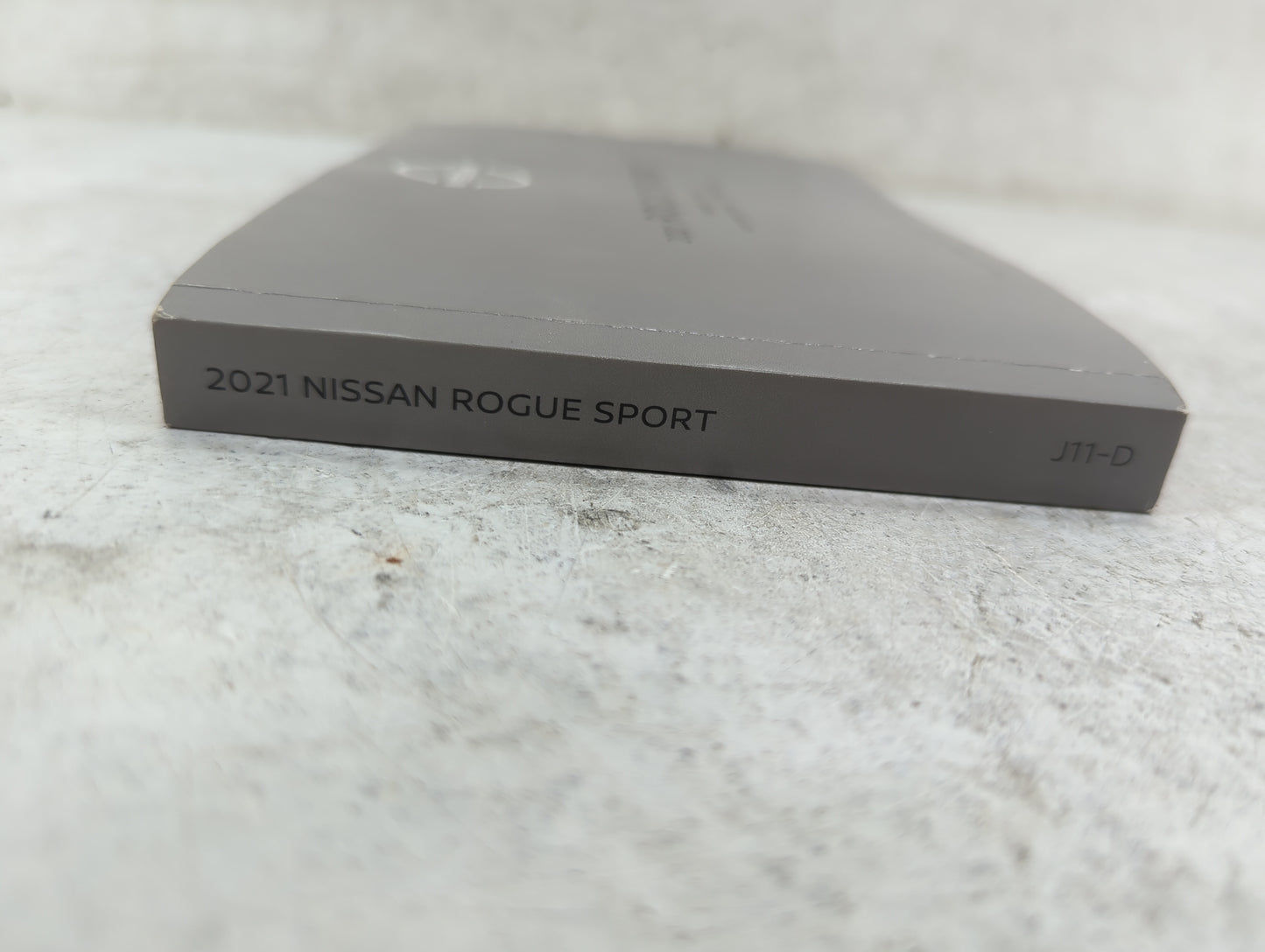 2021 Nissan Rogue Sport Owners Manual Book Guide P/N:OM21E0 0J11U0 OEM Used Auto Parts - Oemusedautoparts1.com