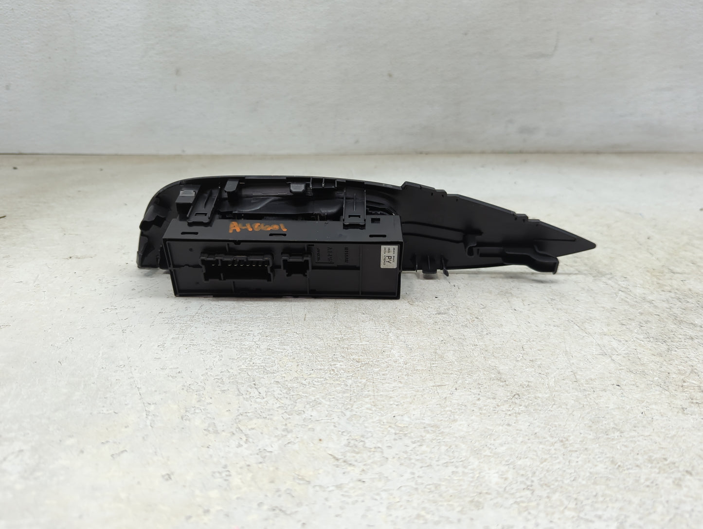 2017-2022 Nissan Rogue Sport Master Power Window Switch Replacement Driver Side Left P/N:25401 6MA0C Fits OEM Used Auto Part