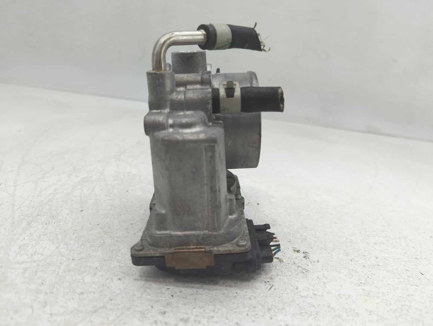 2018-2022 Nissan Rogue Sport Throttle Body P/N:B1069 4BA60-01 F Fits Fits 2018 2019 2020 2021 2022 OEM Used Auto Parts - Oem