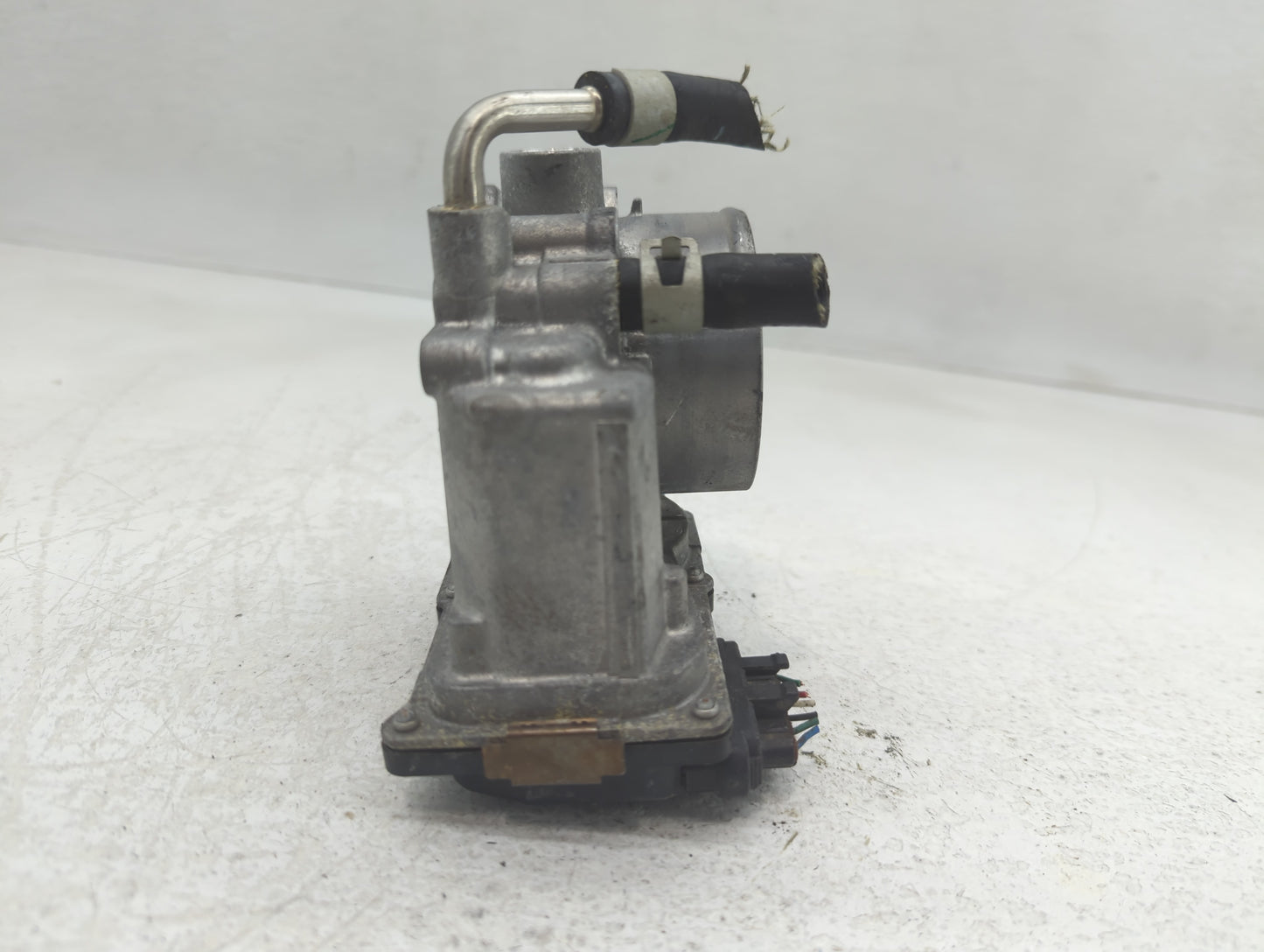 2018-2022 Nissan Rogue Sport Throttle Body P/N:B1069 4BA60-01 F Fits Fits 2018 2019 2020 2021 2022 OEM Used Auto Parts - Oem