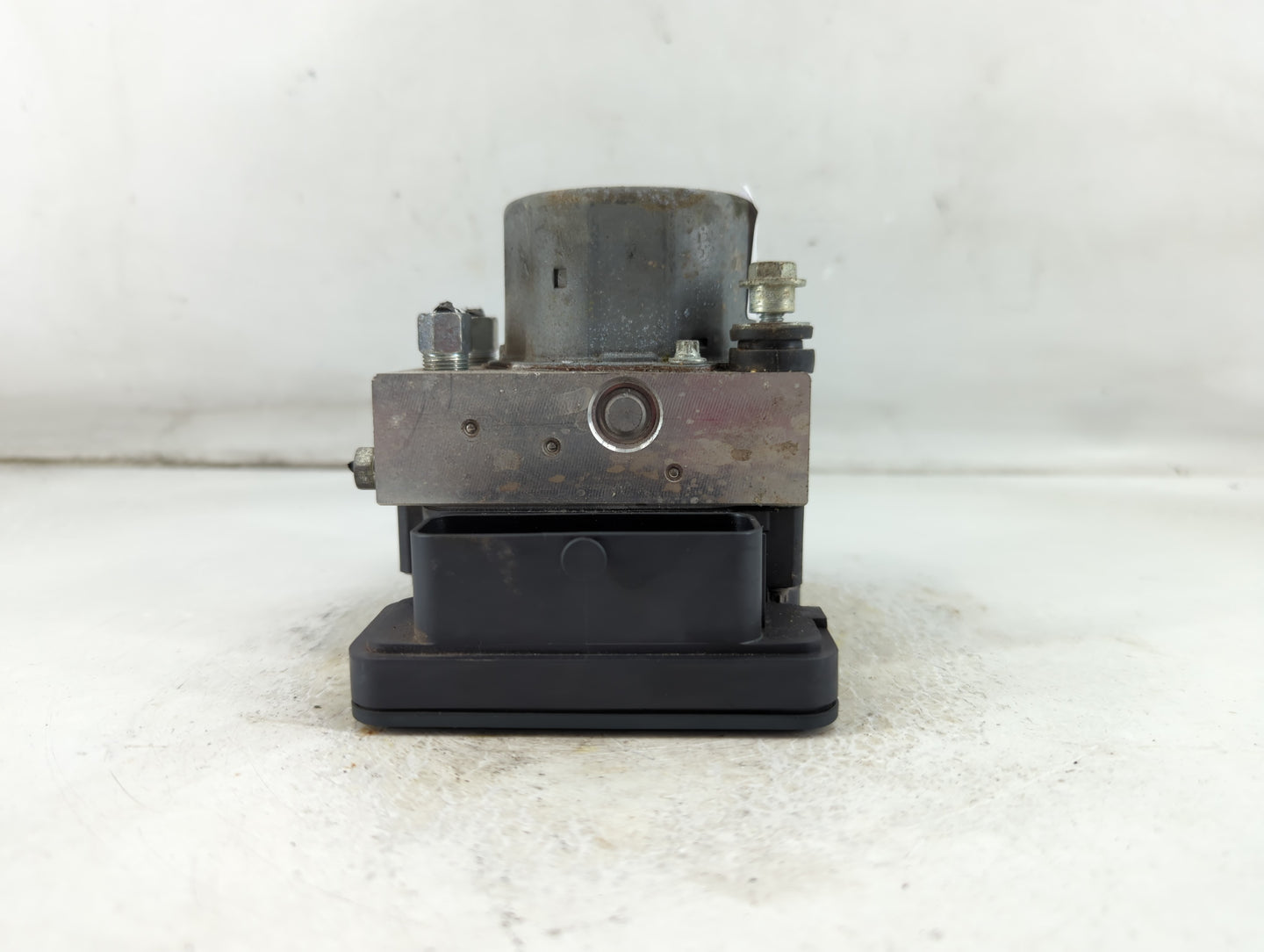 2019-2021 Nissan Rogue Sport ABS Pump Control Module Replacement P/N:47660 6MT0A Fits Fits 2019 2020 2021 OEM Used Auto Part