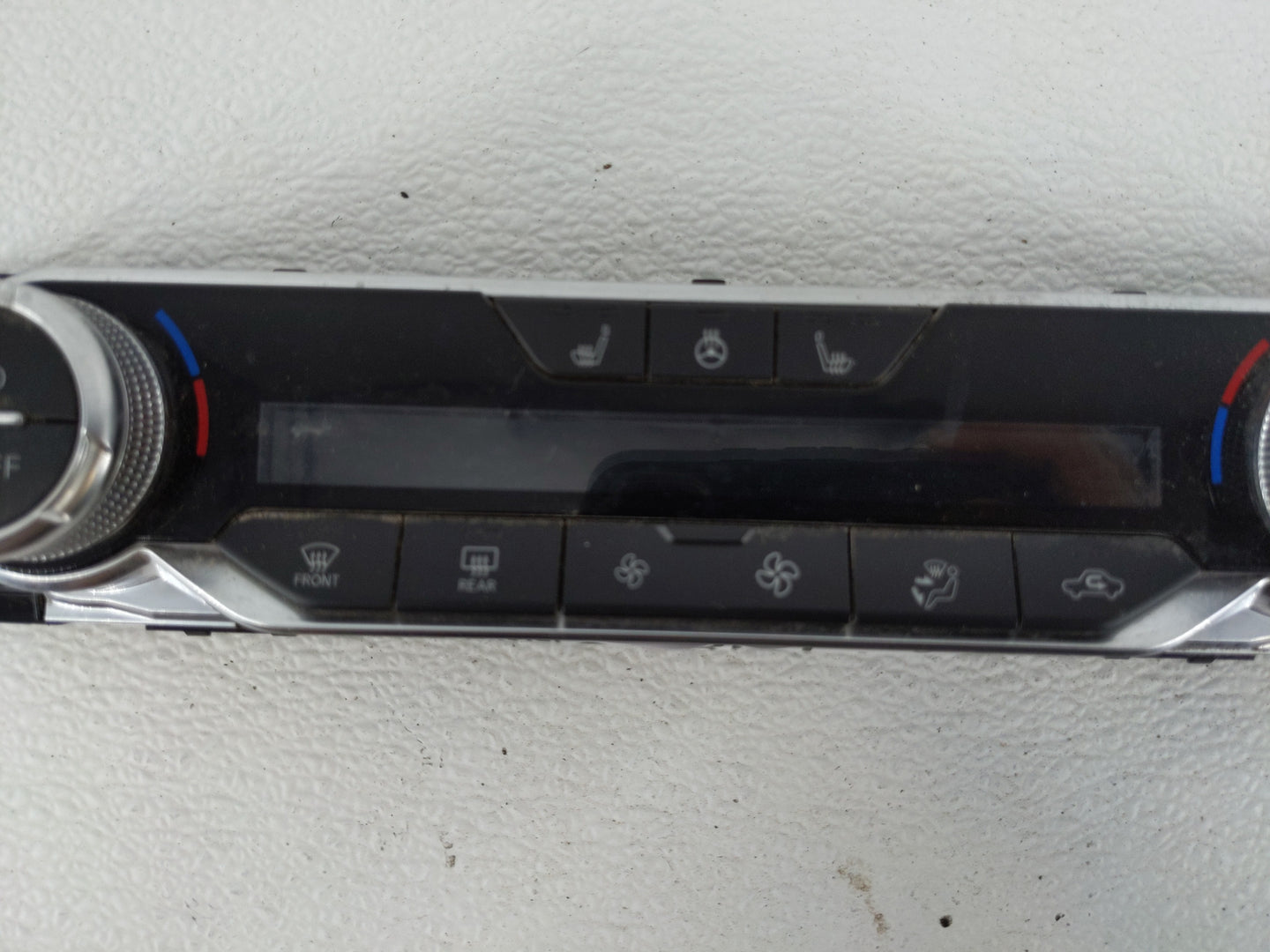 2020-2022 Nissan Sentra Climate Control Module Temperature AC/Heater Replacement P/N:27500 6LB6A Fits Fits 2020 2021 2022 OE