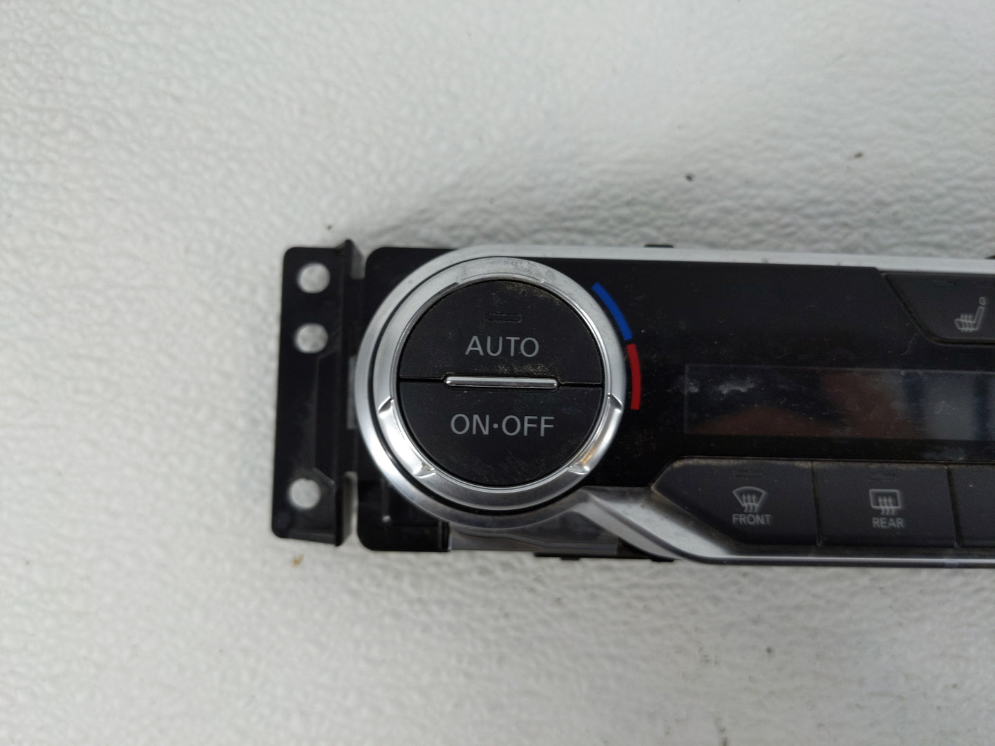 2020-2022 Nissan Sentra Climate Control Module Temperature AC/Heater Replacement P/N:27500 6LB6A Fits Fits 2020 2021 2022 OE