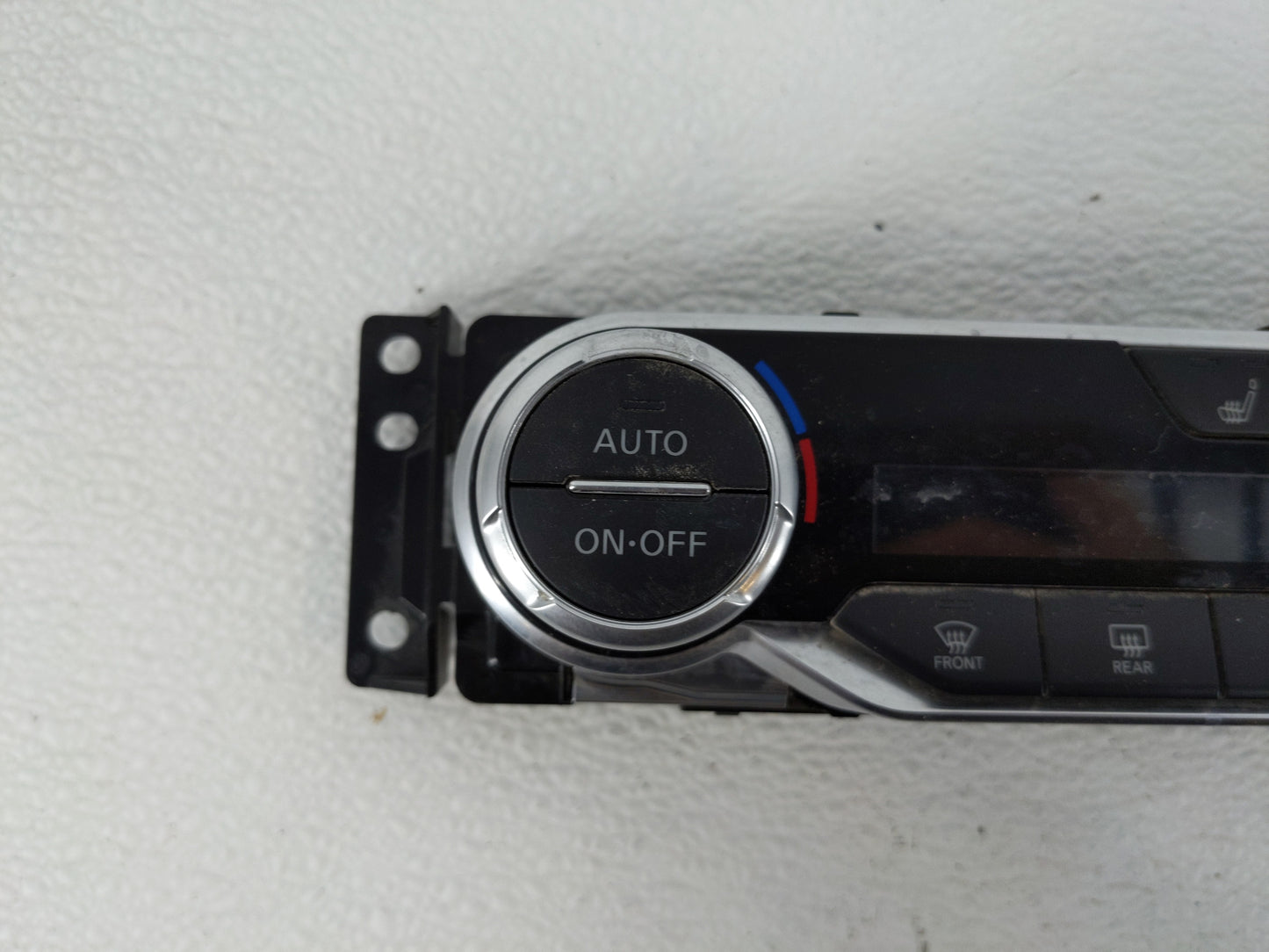 2020-2022 Nissan Sentra Climate Control Module Temperature AC/Heater Replacement P/N:27500 6LB6A Fits Fits 2020 2021 2022 OE