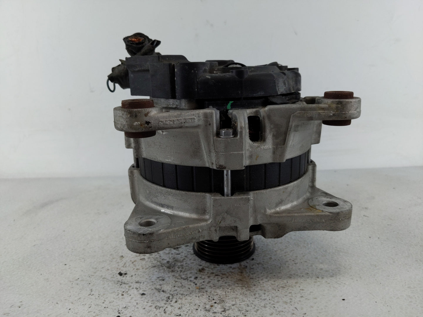 2020-2021 Nissan Sentra Alternator Replacement Generator Charging Assembly Engine OEM P/N:23100 6LB0A Fits Fits 2020 2021 OE