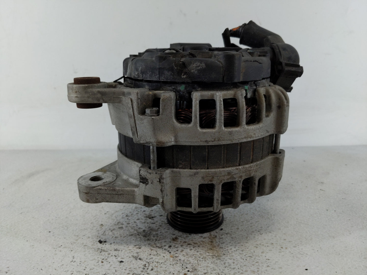 2020-2021 Nissan Sentra Alternator Replacement Generator Charging Assembly Engine OEM P/N:23100 6LB0A Fits Fits 2020 2021 OE