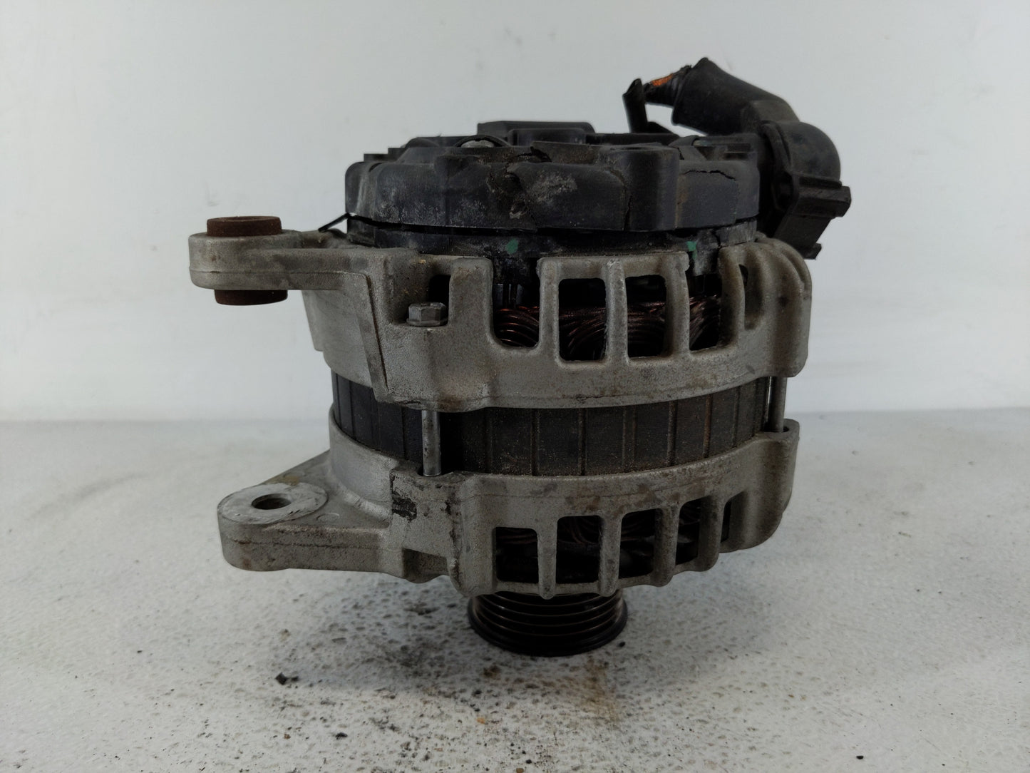 2020-2021 Nissan Sentra Alternator Replacement Generator Charging Assembly Engine OEM P/N:23100 6LB0A Fits Fits 2020 2021 OE